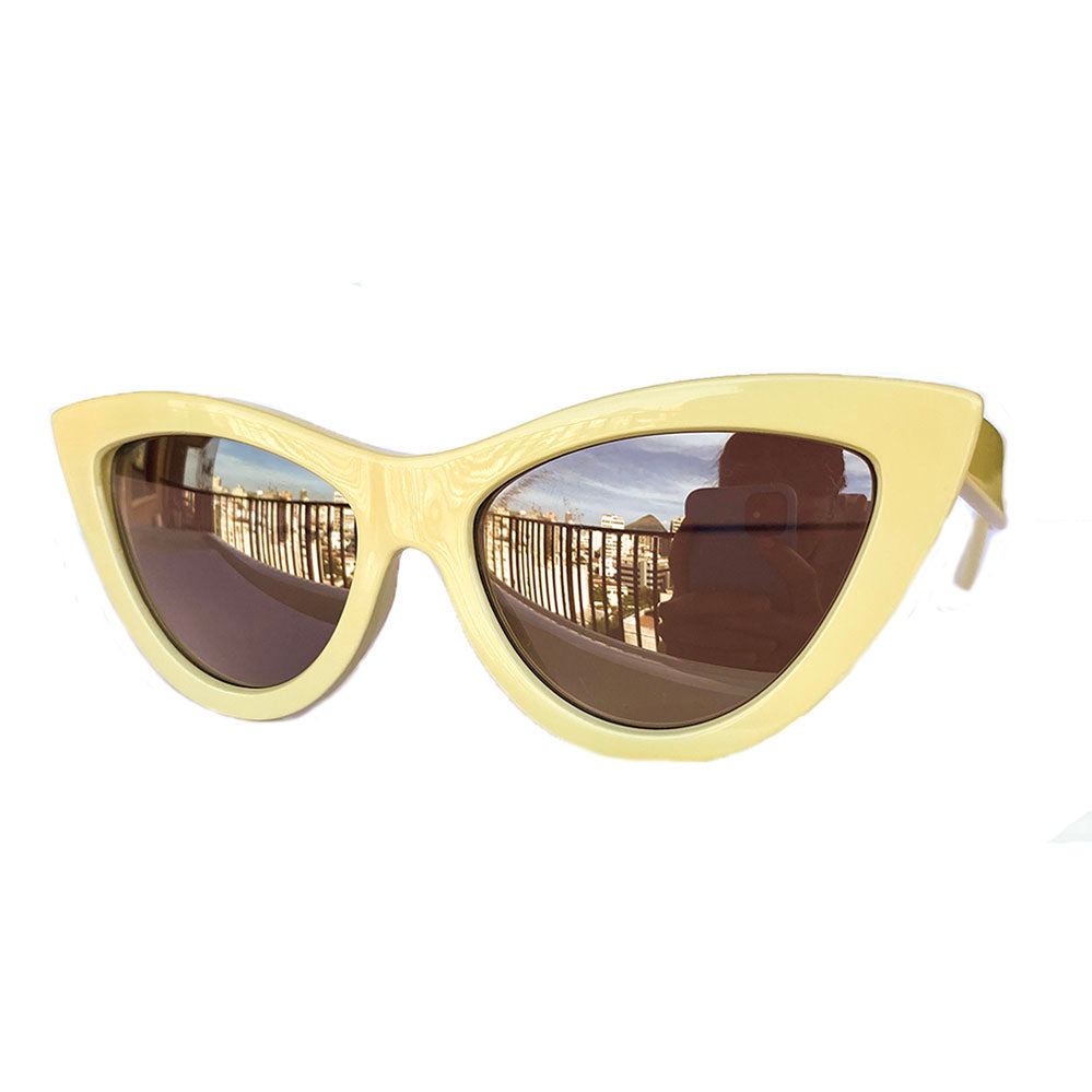 LA VIE EST BELLE COLLAB - Off White Cat Eye Sunglasses w/ Silver Mirrored Lenses