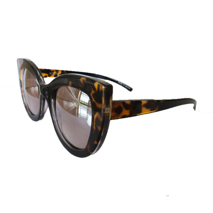 Large Cat Eye Black Coloured Sunglasses w/ Silver Mirrored Lenses