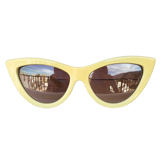 LA VIE EST BELLE COLLAB - Off White Cat Eye Sunglasses w/ Silver Mirrored Lenses
